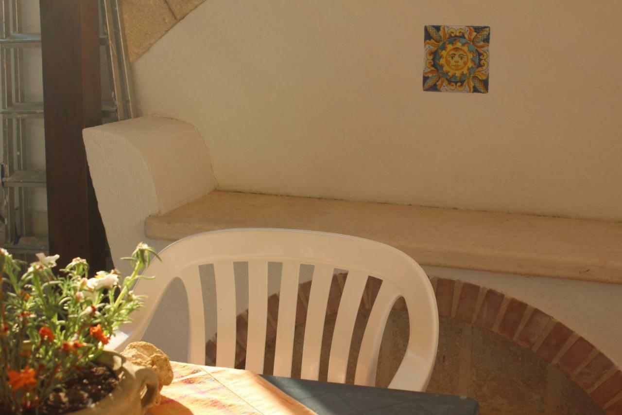 Monolocale Da Mariolina Apartment Макари Екстериор снимка