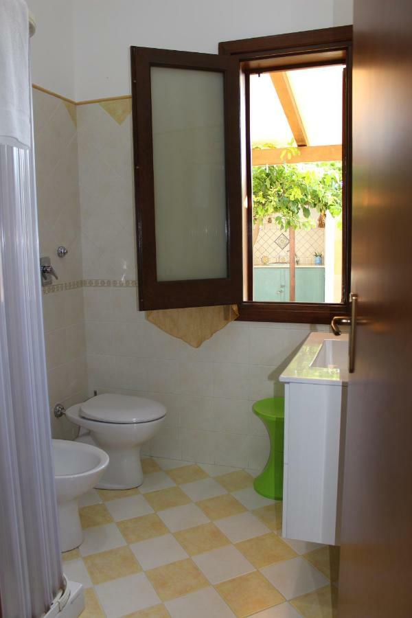 Monolocale Da Mariolina Apartment Макари Екстериор снимка